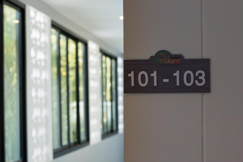 Phant At Thalang Service Apartment Exteriör bild